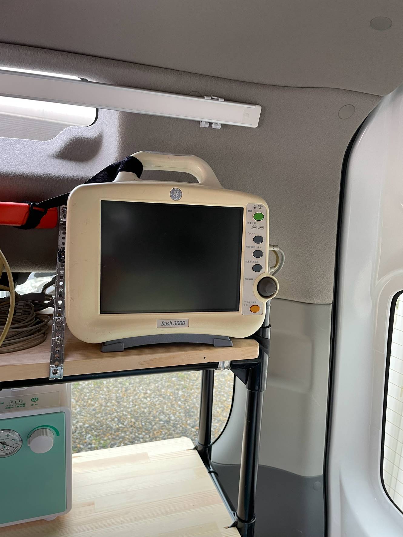 民間救急TRUST99 車両設備